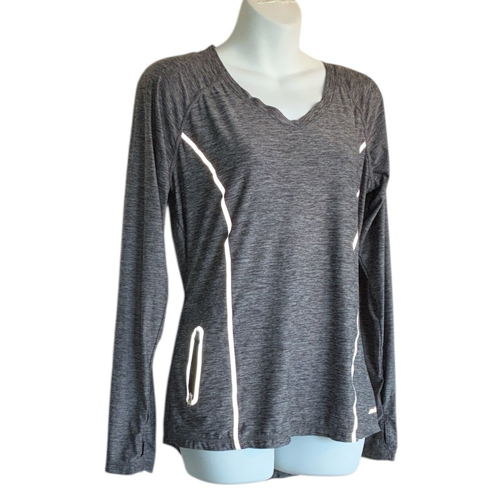 Avia long sleeved tee women's M grey, reflective stripes, zipper pocket. Euc